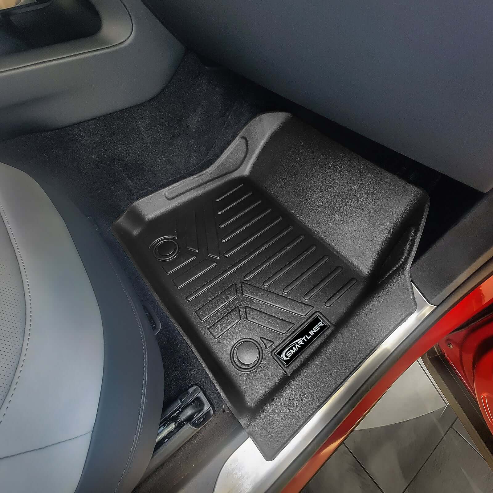 SMARTLINER Floor Liners for 2022-2025 Land Rover | Range Rover 5th Generation SWB (Standard Wheel Base) without executive class rear seats