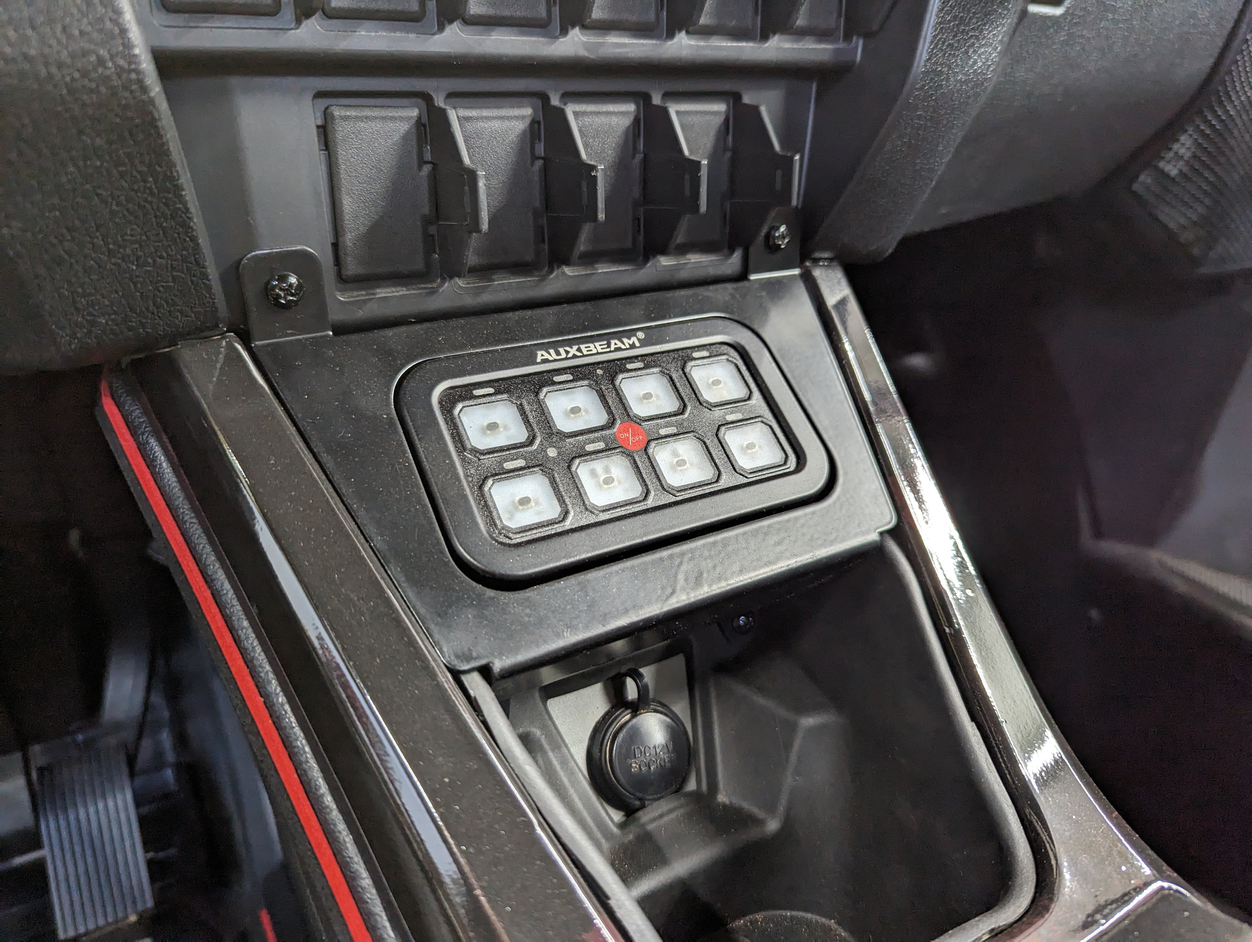Polaris RZR Pro R Auxbeam 8-Gang Switch Panel Mount (2020–2024)