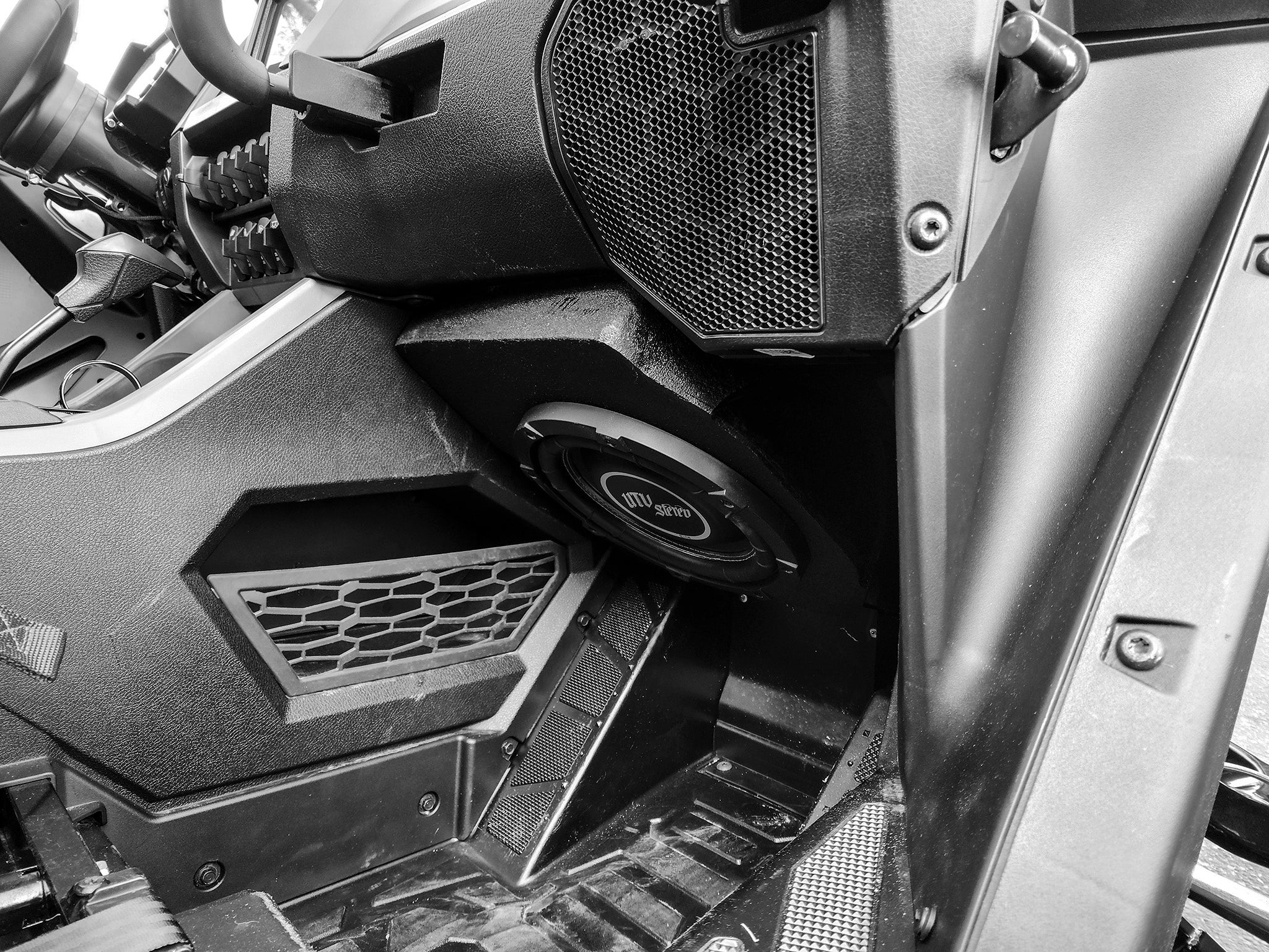Elite Series 10" Subwoofer | UTVS-E10 Kawasaki