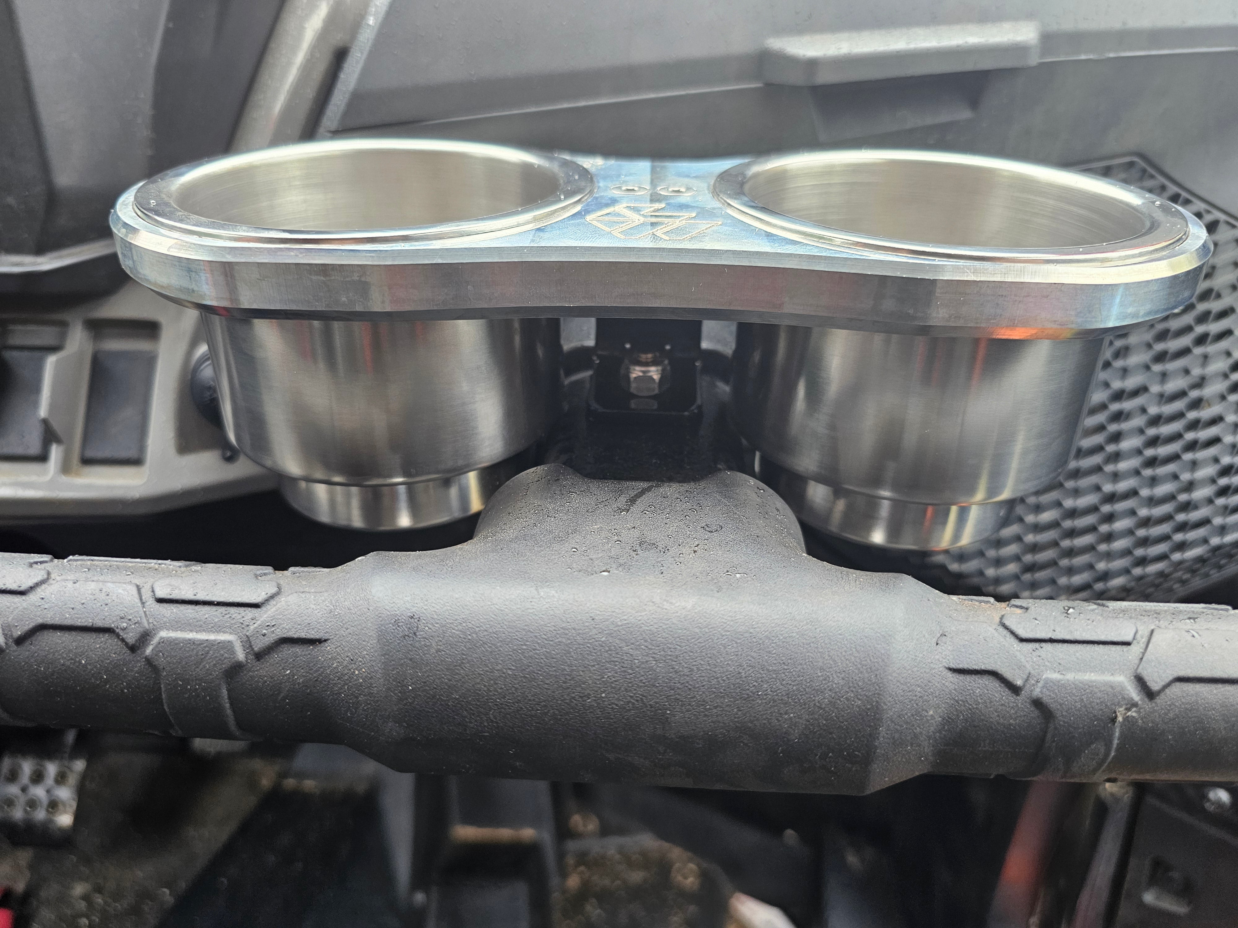Aluminum Drink Carrier (2024-2025 XP1000)