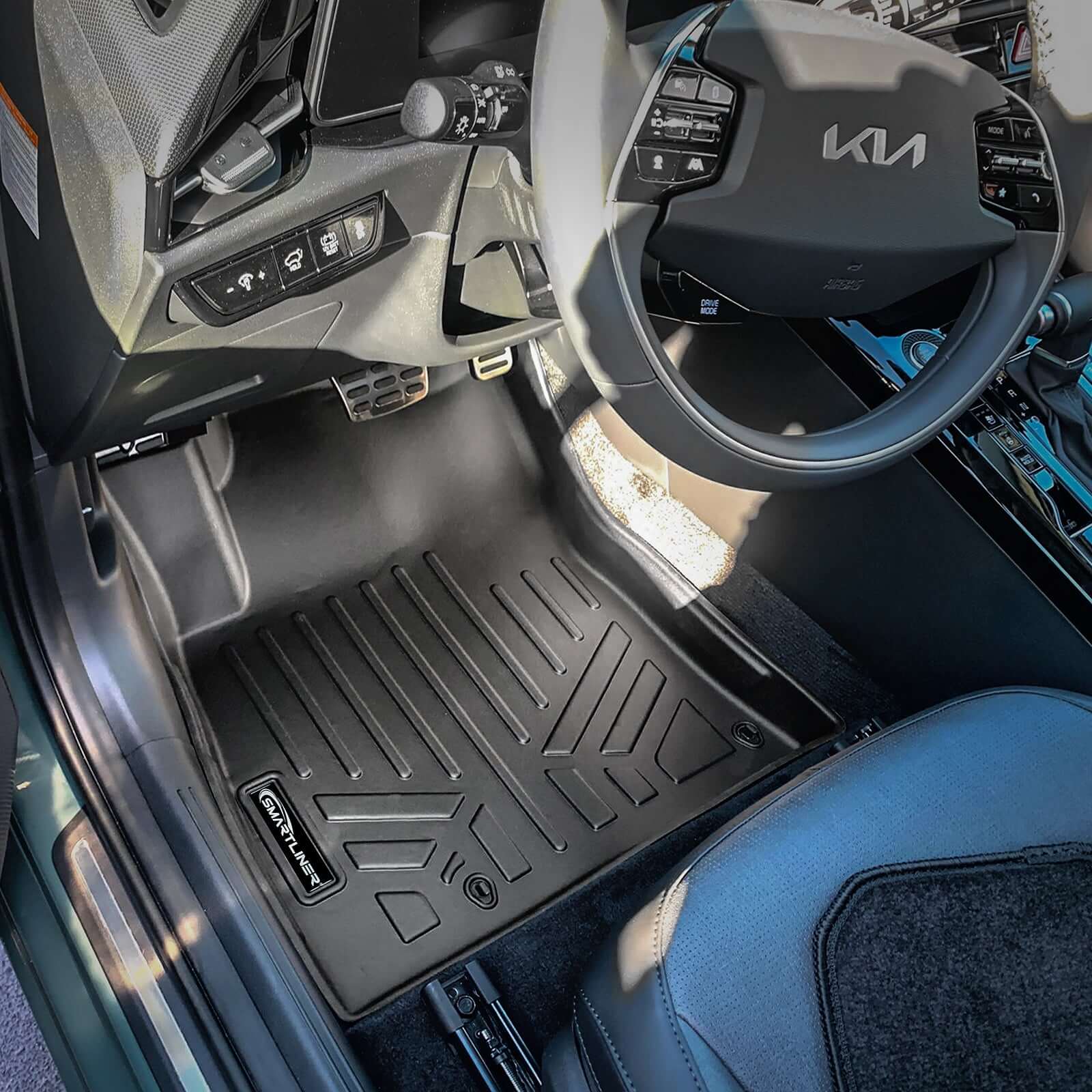 SMARTLINER Floor Liners for 2022-2026 Volkswagen Taos (AWD Models)