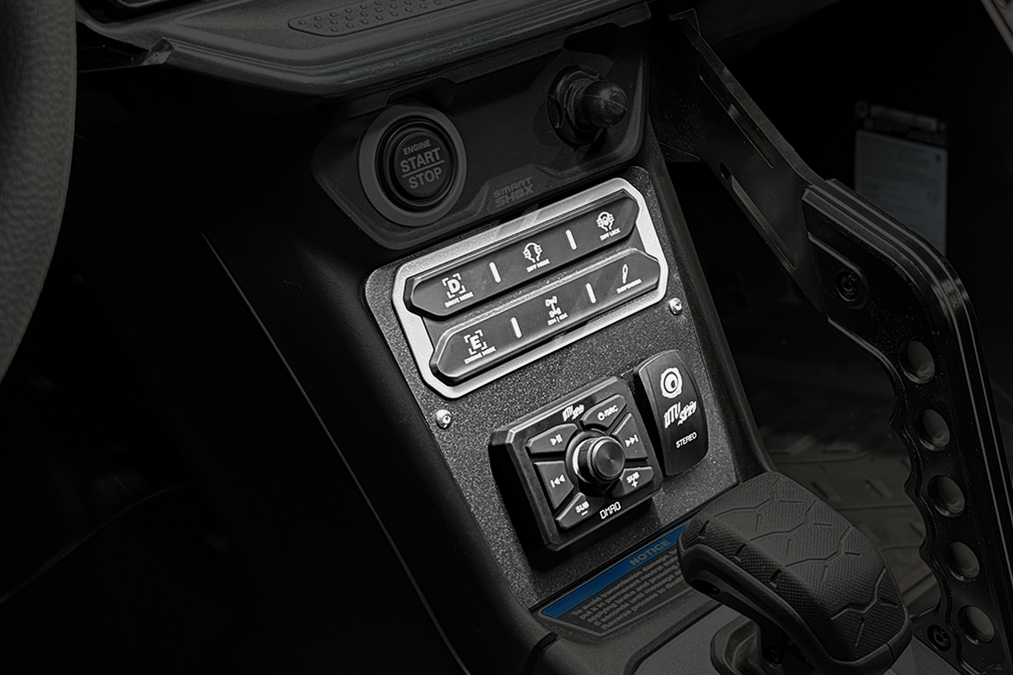 Maverick R Head Unit Mount | UTVS-R-HUMT-RKR