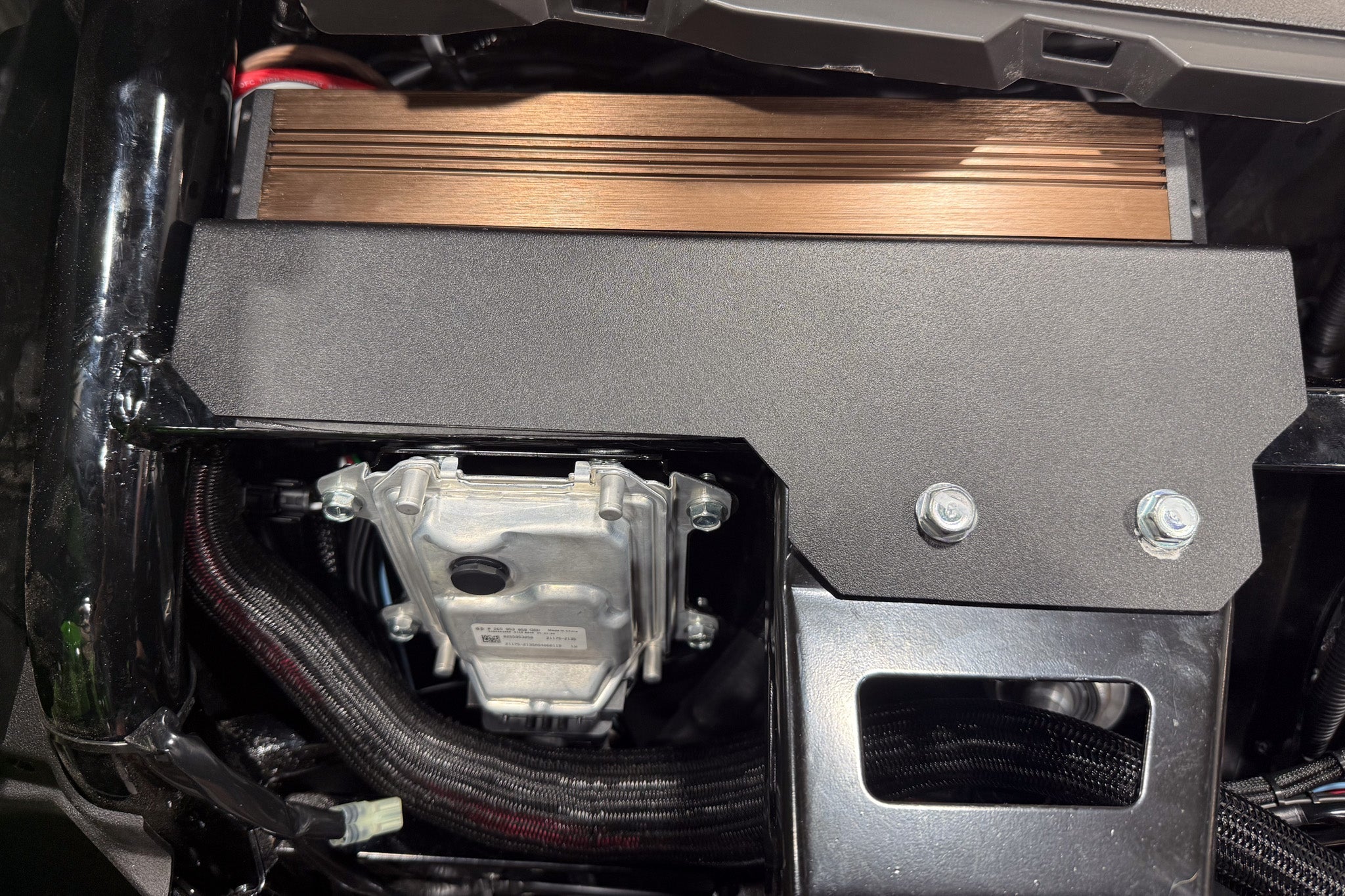 Kawasaki® Teryx H2 Gauge Amplifier Mount | UTVS-H2-AMPMT-GAUGE