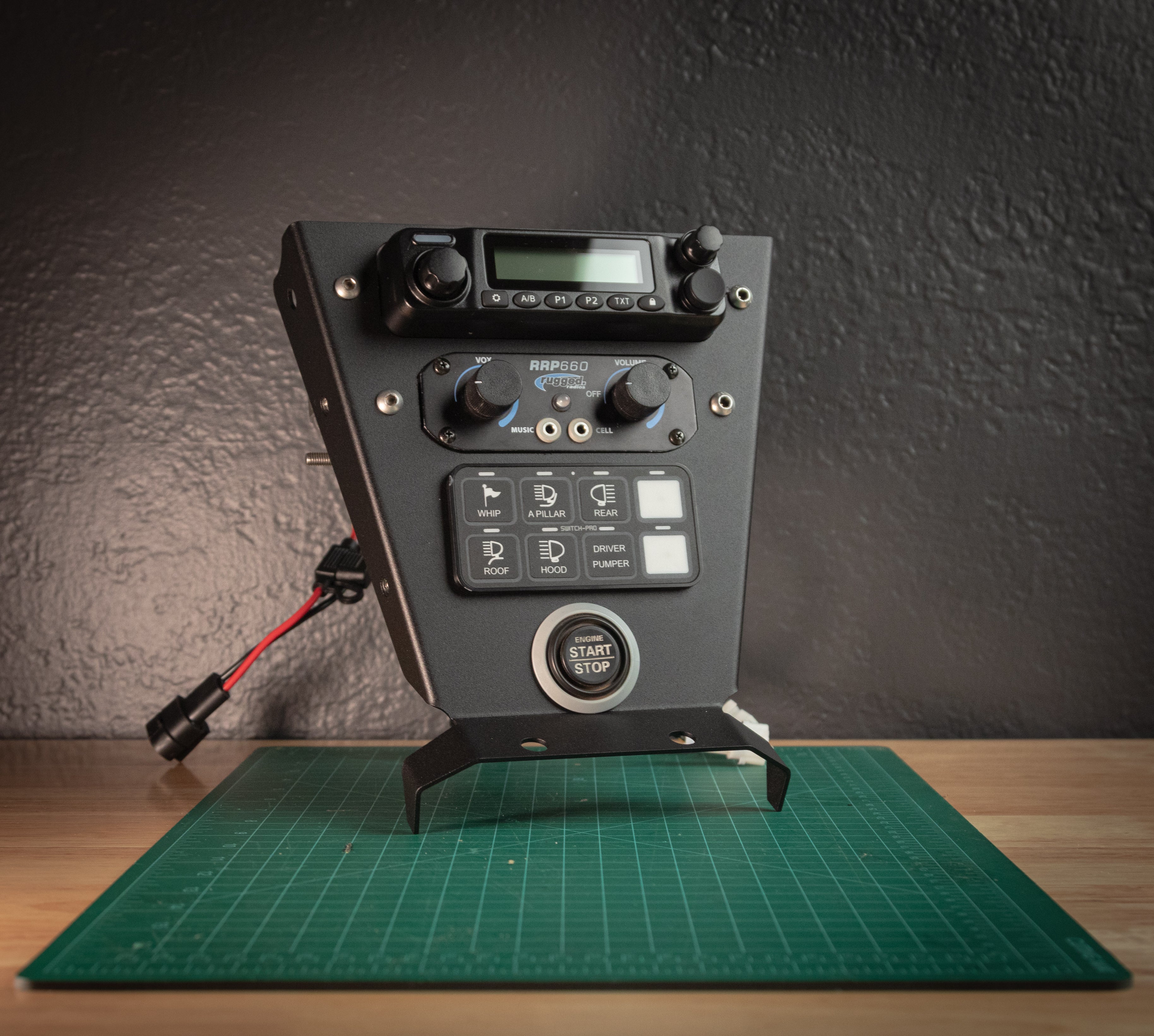 Can-Am X3 Rugged M1 / G1 Radio + Switch-Pros Mount
